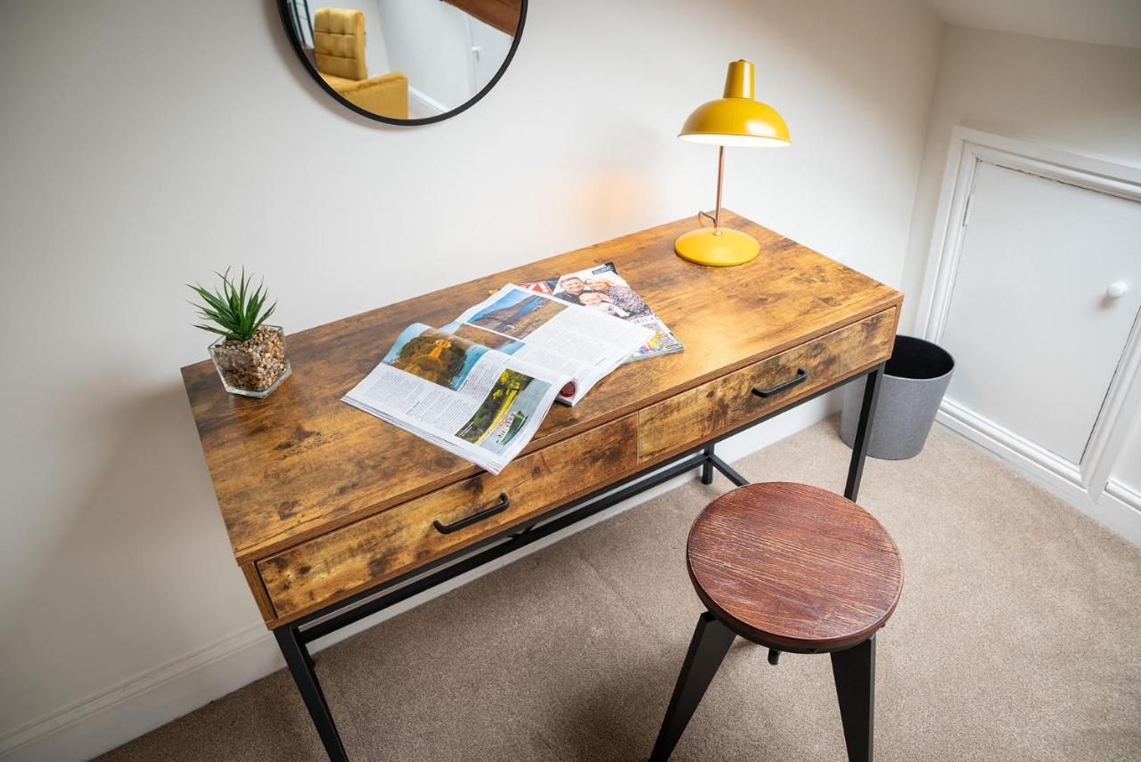 Luxury Studio Apartment - Town Centre Whitehaven Eksteriør billede